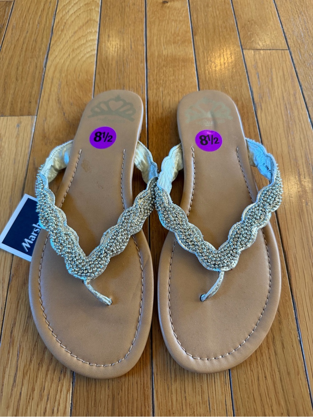 New Fergalicious Beaded Tan Flip Flop Sandals - 8½